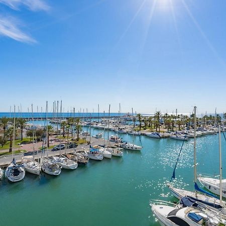 PUERTO DE BENALMÁDENA APARTAMENTO VACACIONAL con VISTAS AL MAR Y YATES TRES HABITACIONES 2 BAÑOS Esterno foto